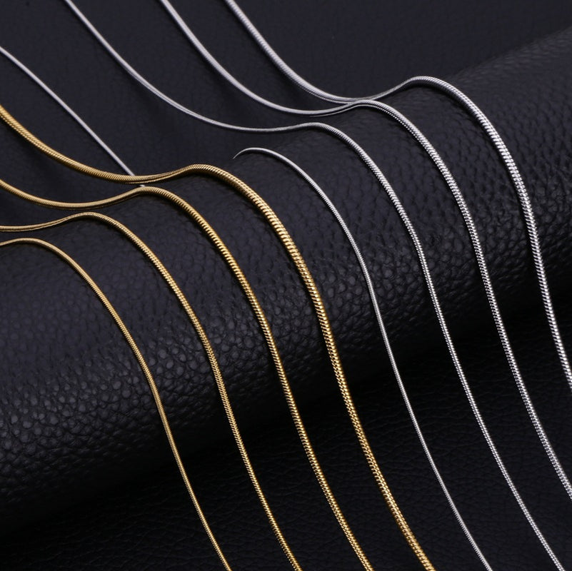 Minimalist Men'S Stainless Steel round Snake Necklace