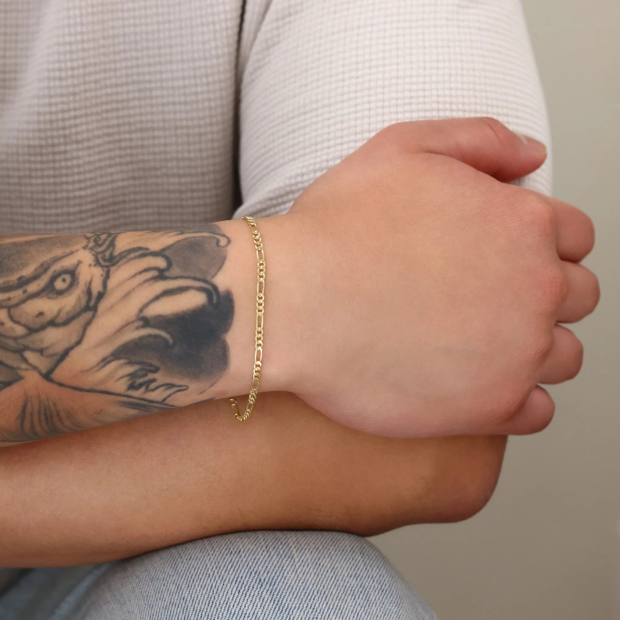 10K Real Yellow Gold Figaro Link 2.5Mm Chain Bracelet or Anklet (7"-9") Dainty Italian Jewelry for Men & Women