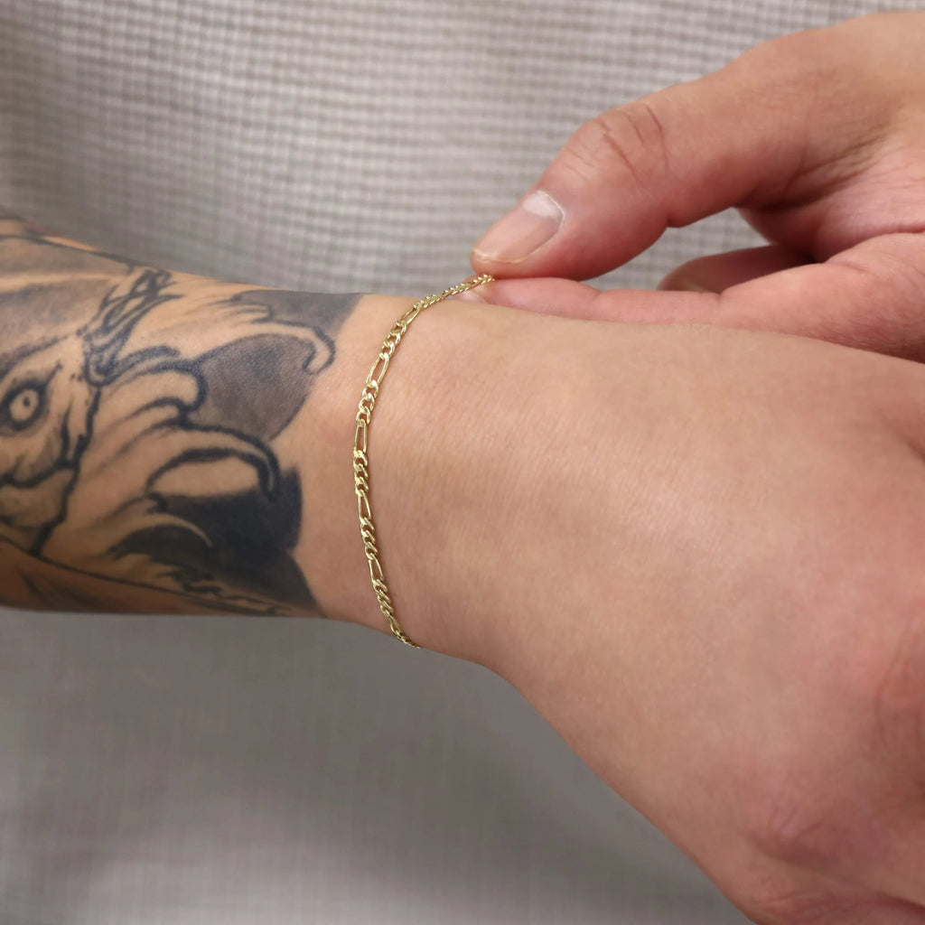 10K Real Yellow Gold Figaro Link 2.5Mm Chain Bracelet or Anklet (7"-9") Dainty Italian Jewelry for Men & Women